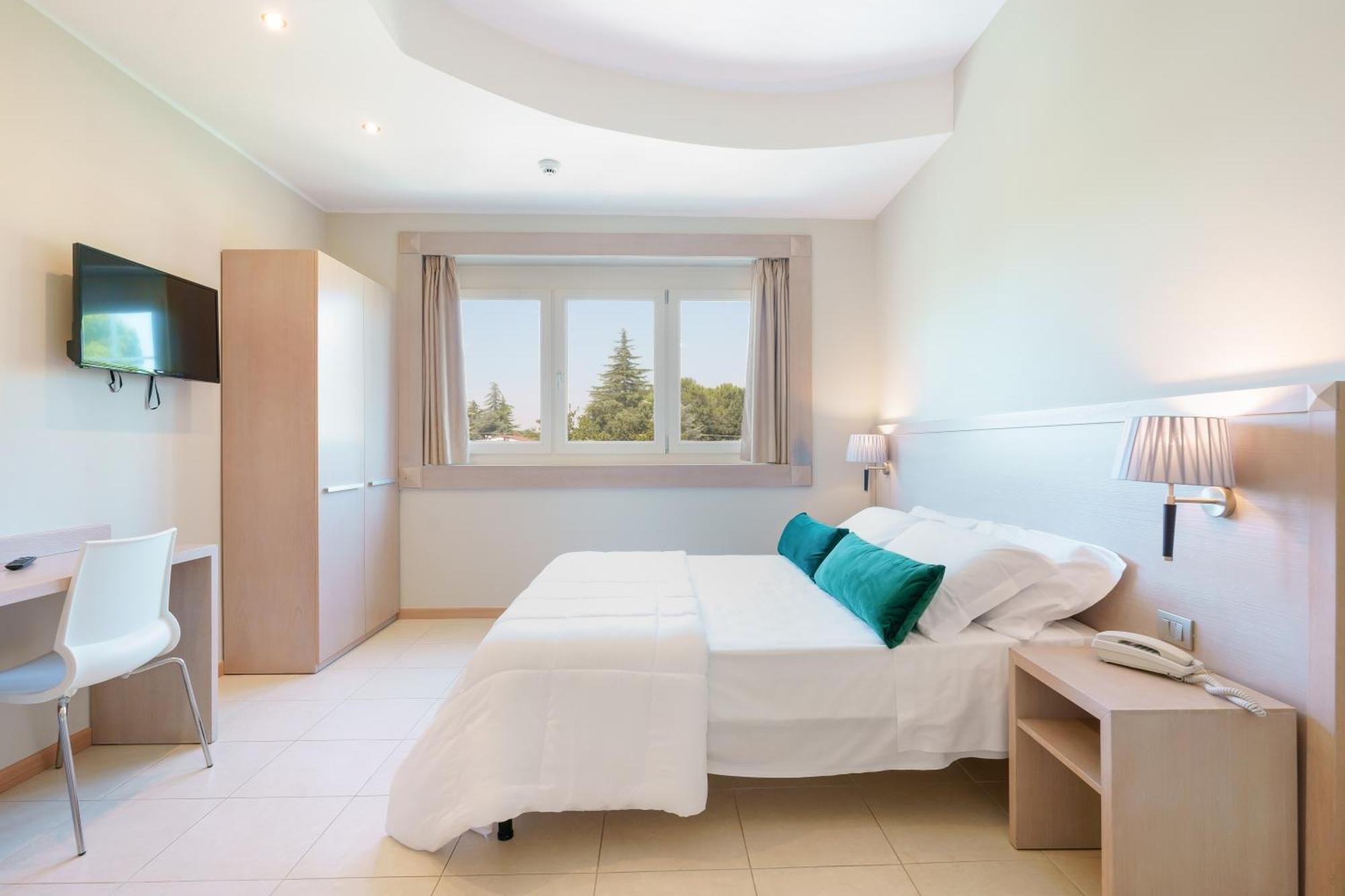 Dimora Lucia Hotel マルティナ・フランカ エクステリア 写真